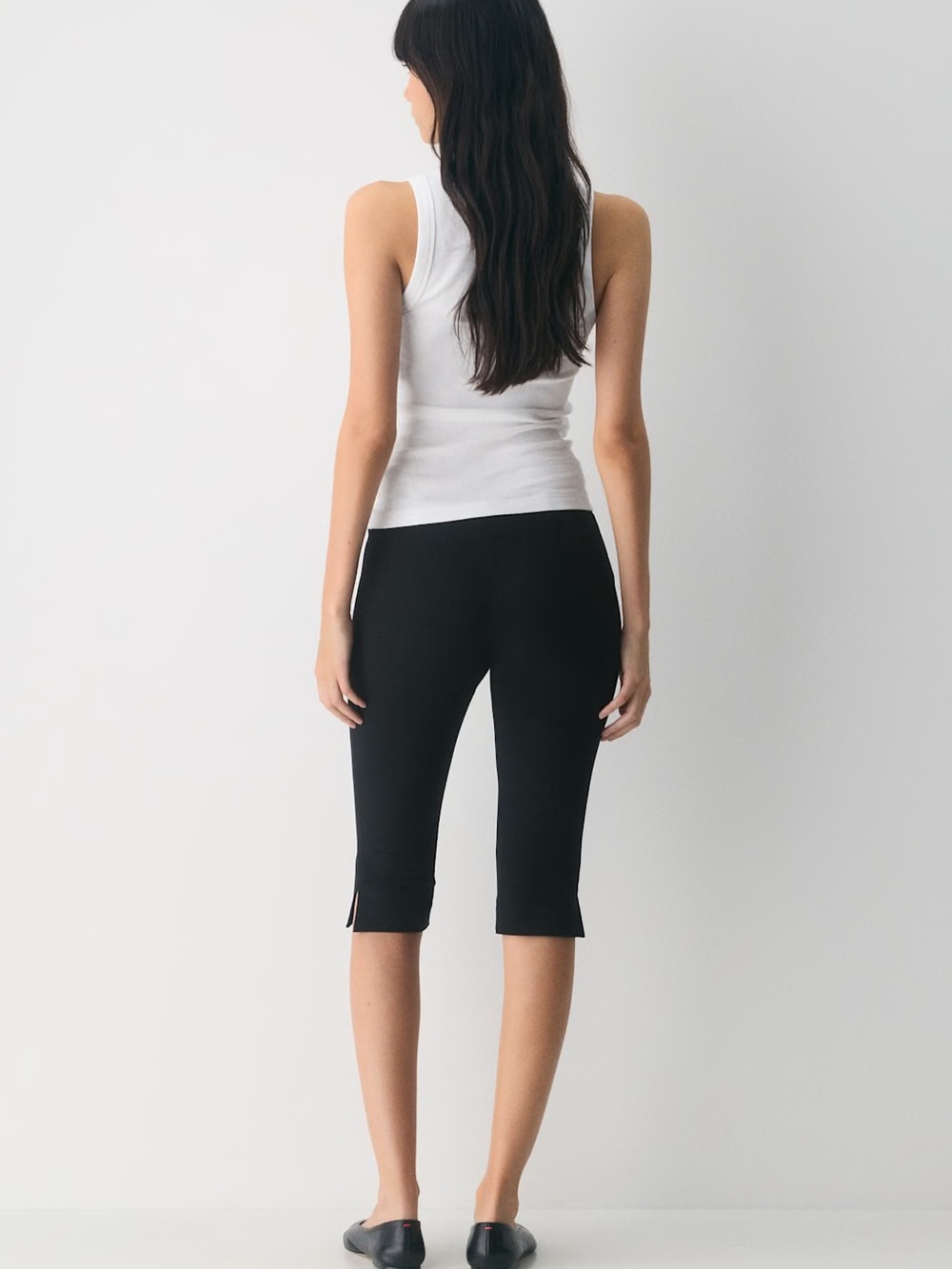 NWT Aritzia Babaton Skyline Capri Navy - Picture 2 of 12